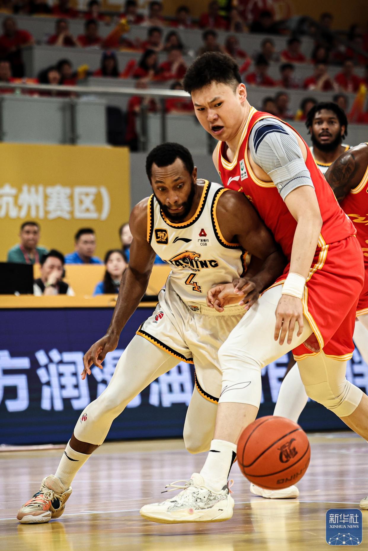 乐动体育-马刺vs太阳文班亚马比赛回放免费